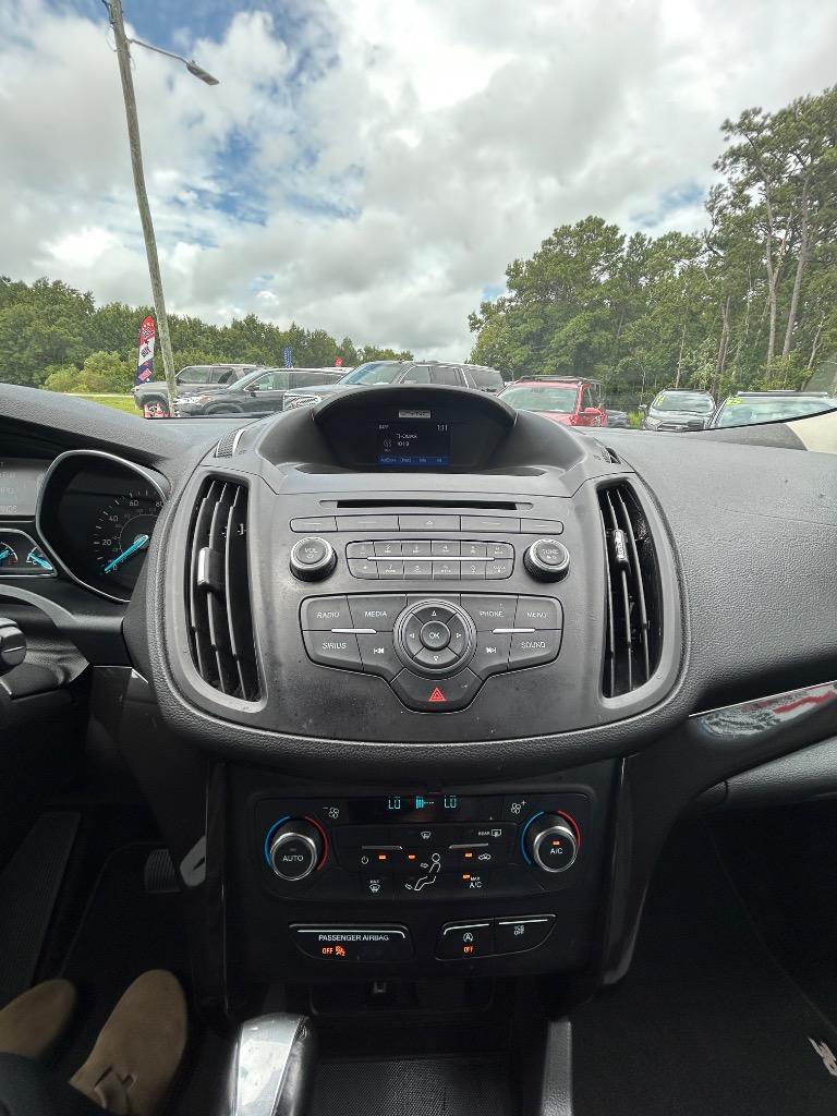 2017 Ford Escape - $8,500