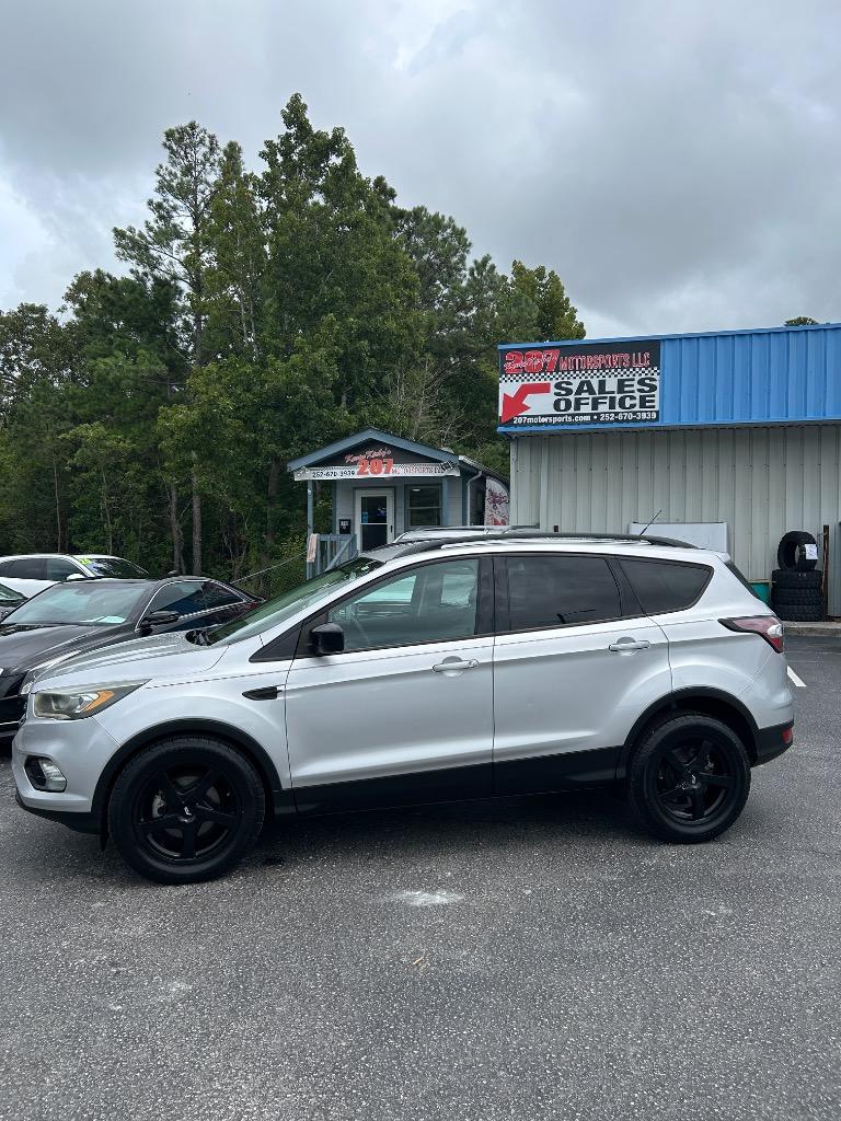 2017 Ford Escape - $8,500