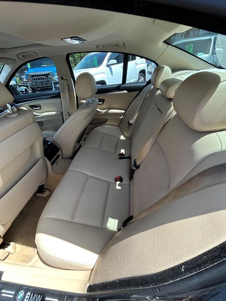 2015 BMW 528i - $11,800