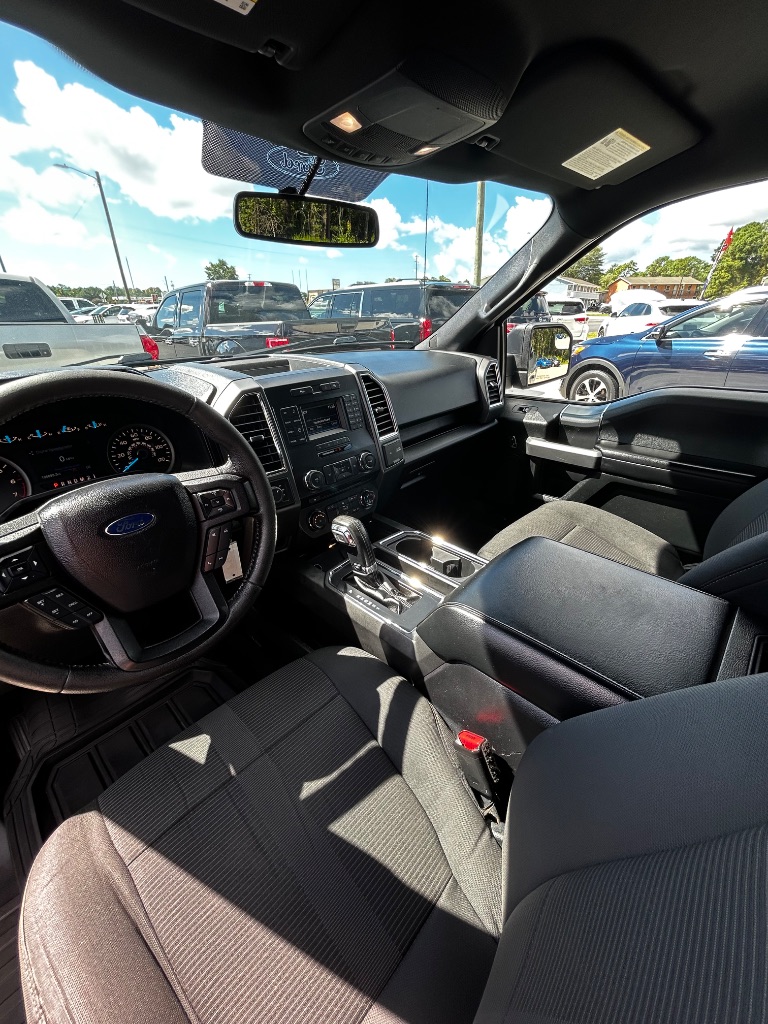 2016 Ford F-150 - $18,400