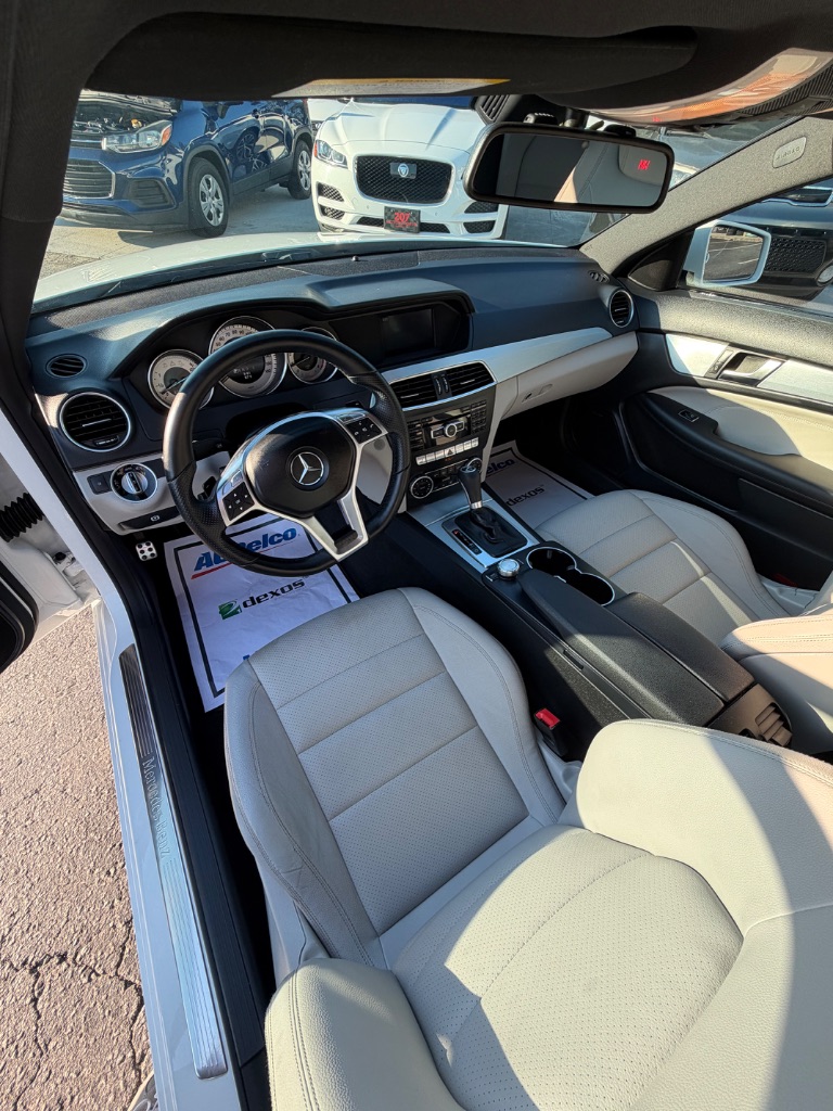 2014 Mercedes-Benz C-Class - $12,700