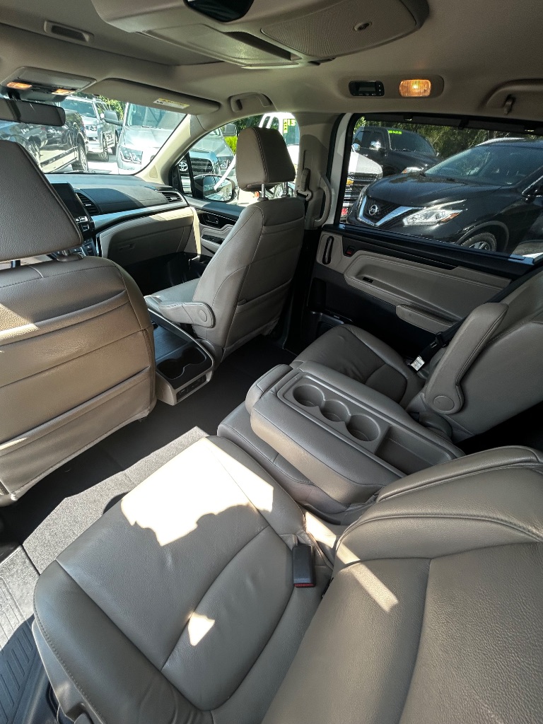2019 Honda Odyssey - $21,800