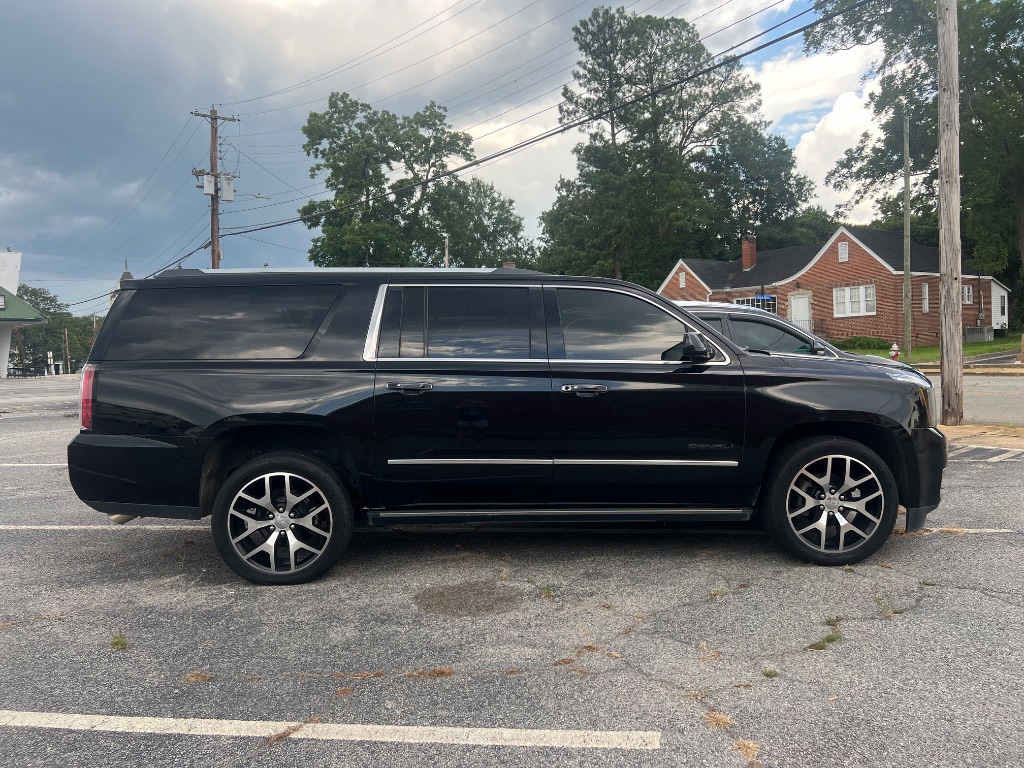 2017 GMC Yukon