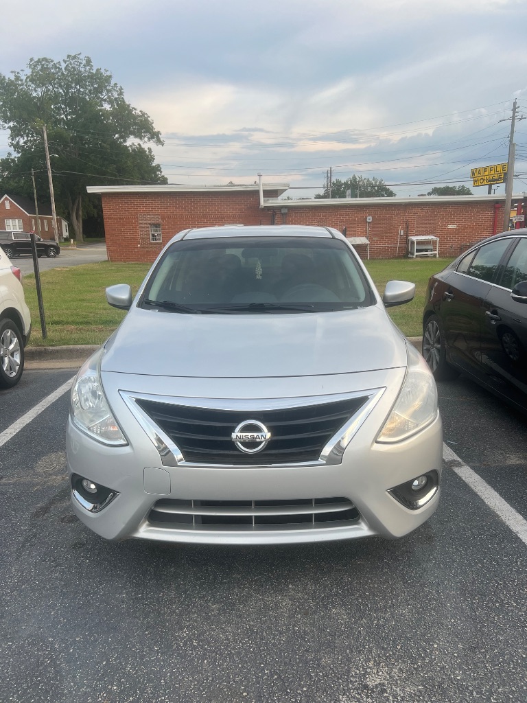 2016 Nissan Versa