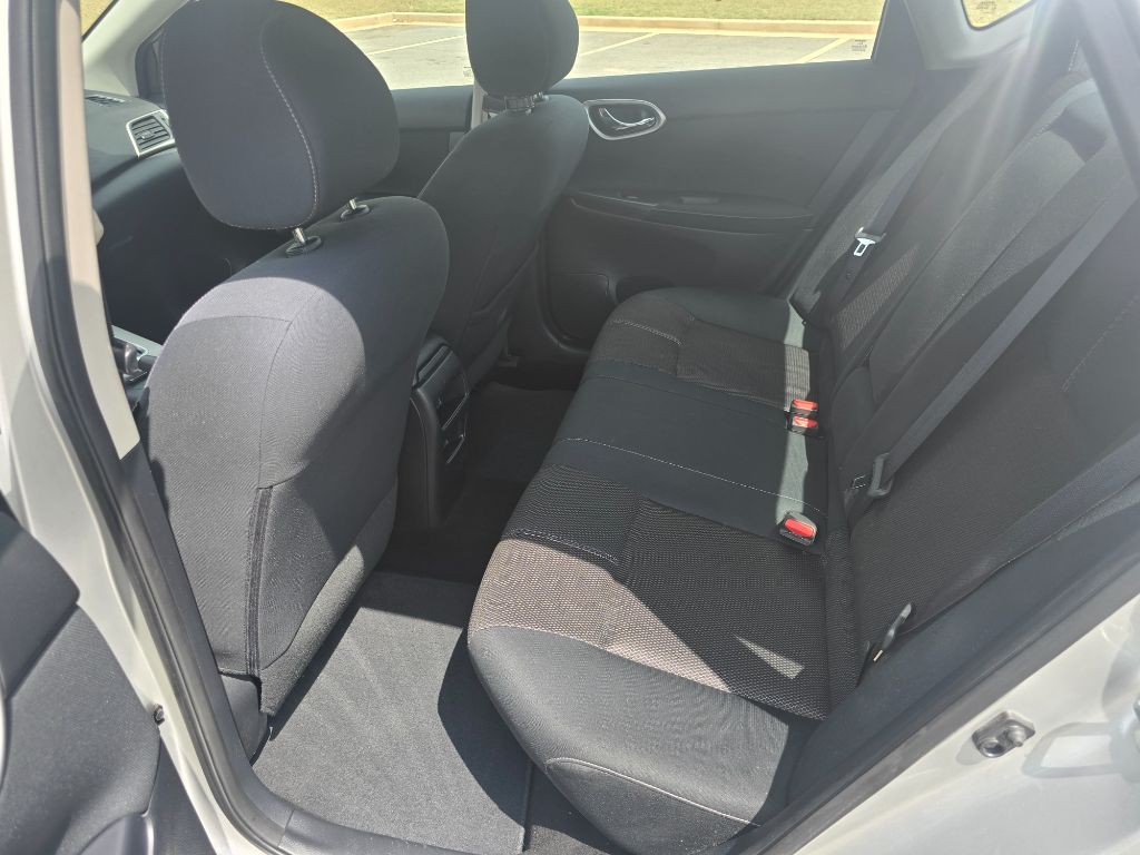 2015 Nissan Sentra S photo