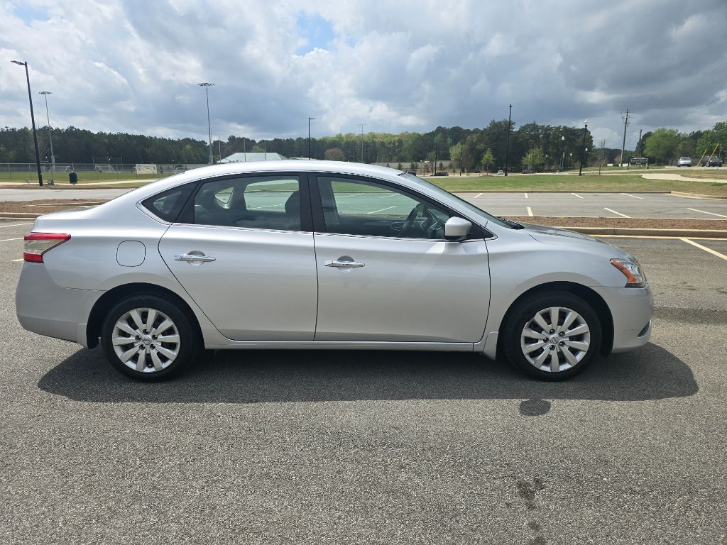 2015 Nissan Sentra S photo