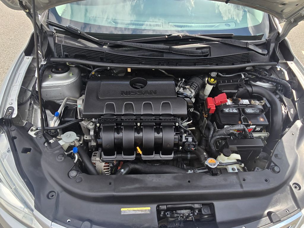 2015 Nissan Sentra S photo