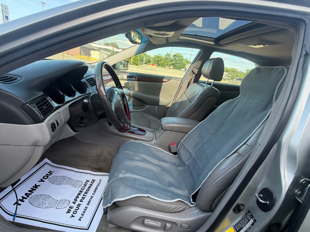 2003 Lexus ES - $5,100