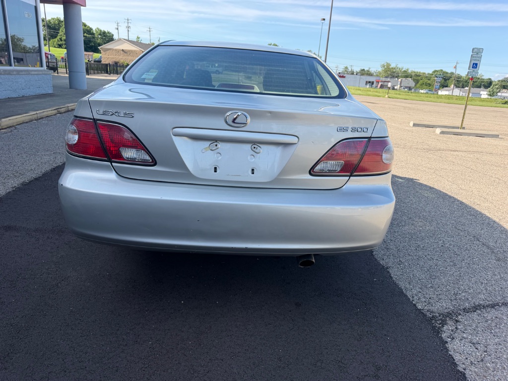 2003 Lexus ES - $5,100