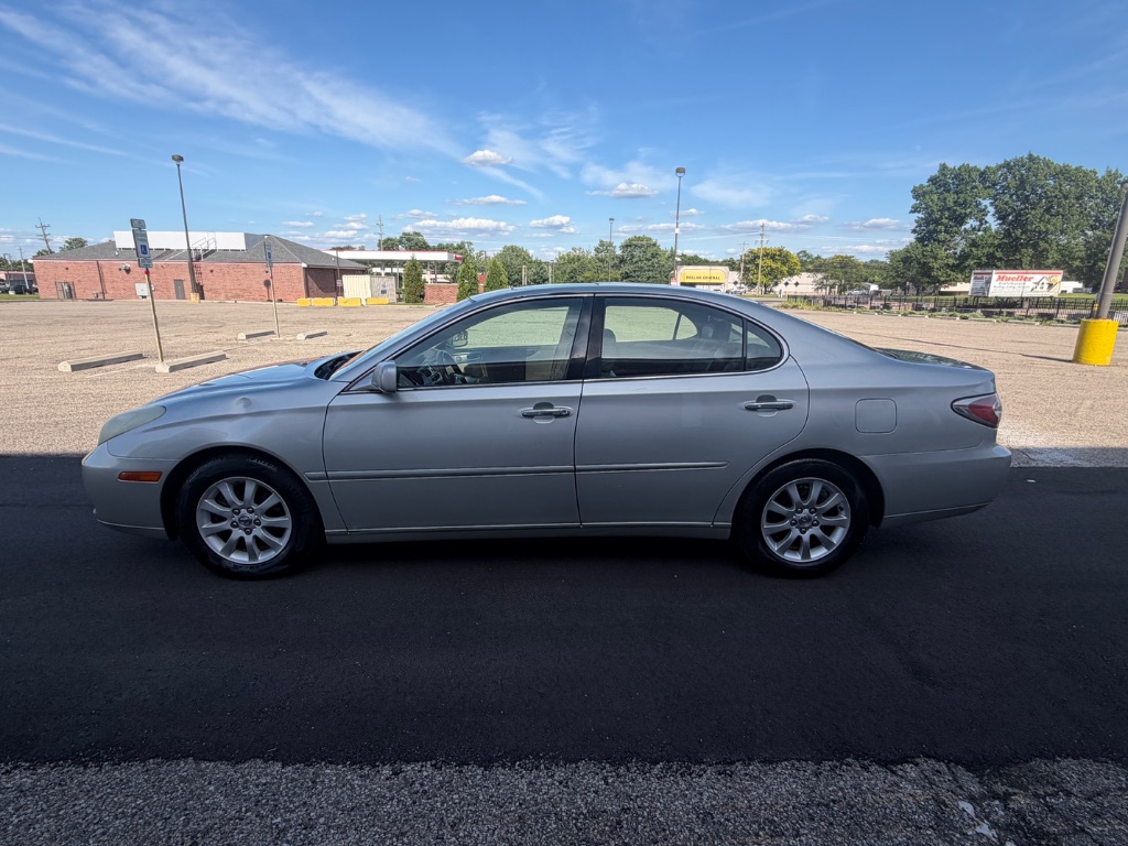 2003 Lexus ES - $5,100