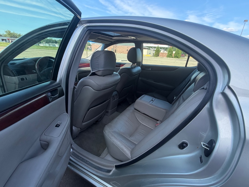 2003 Lexus ES - $5,100