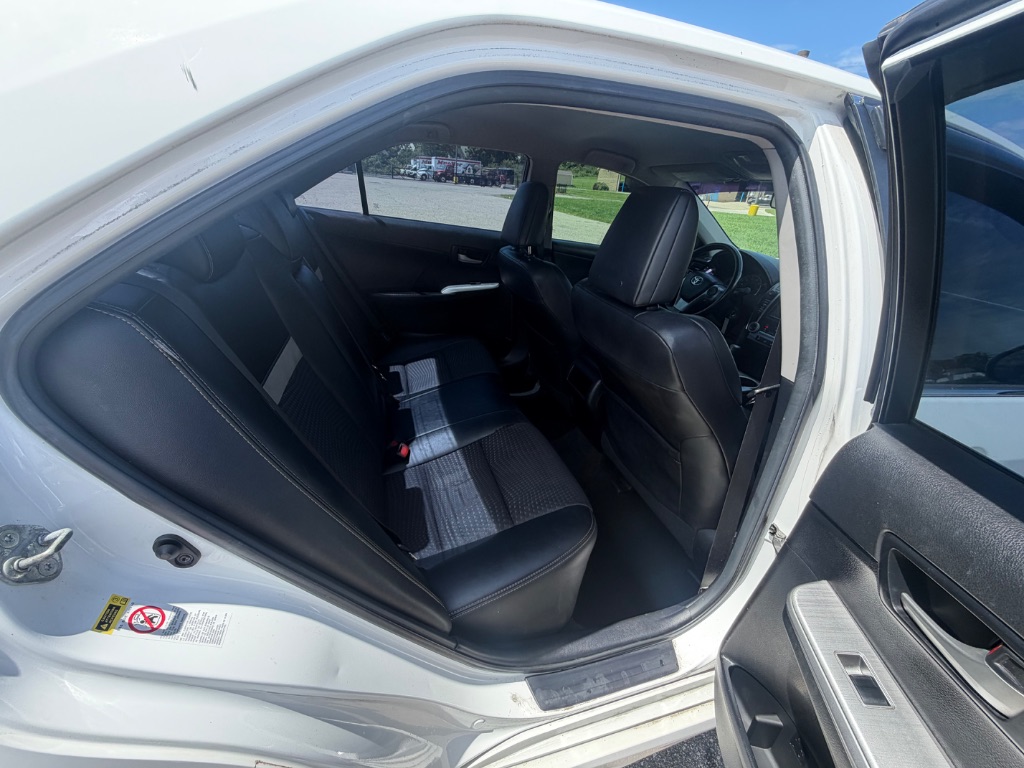 2012 Toyota Camry - $9,000