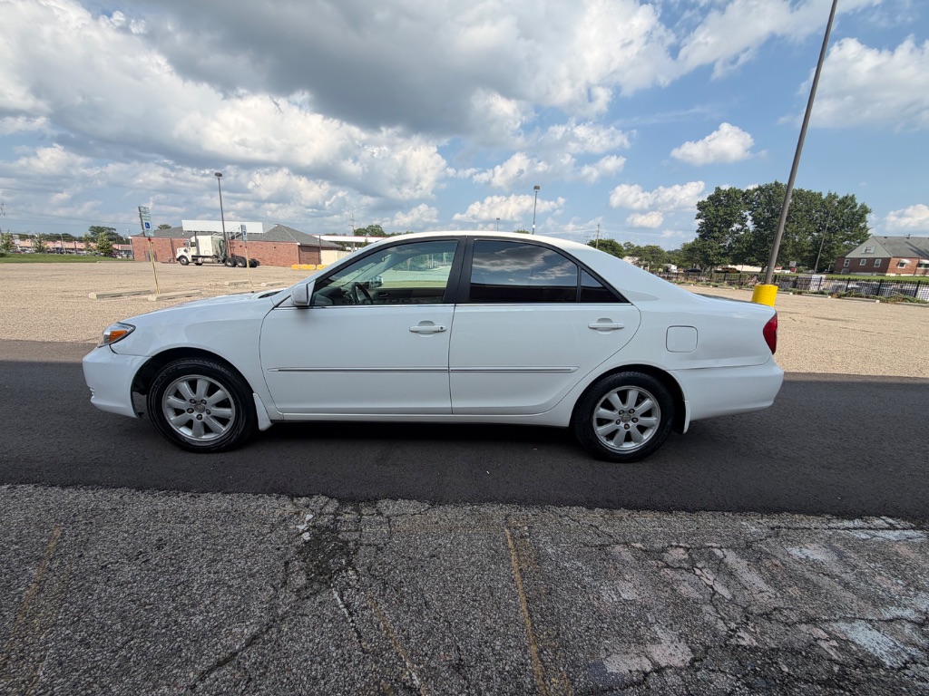 2004 Toyota Camry - $5,300