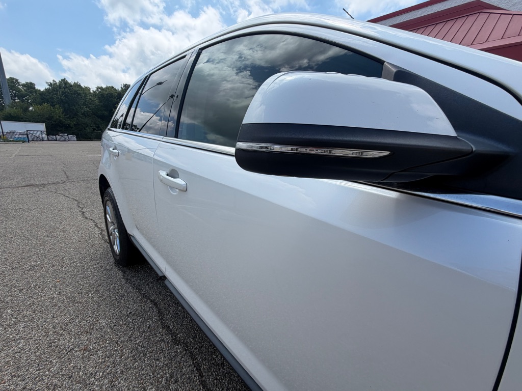 2014 Ford Edge - $7,900