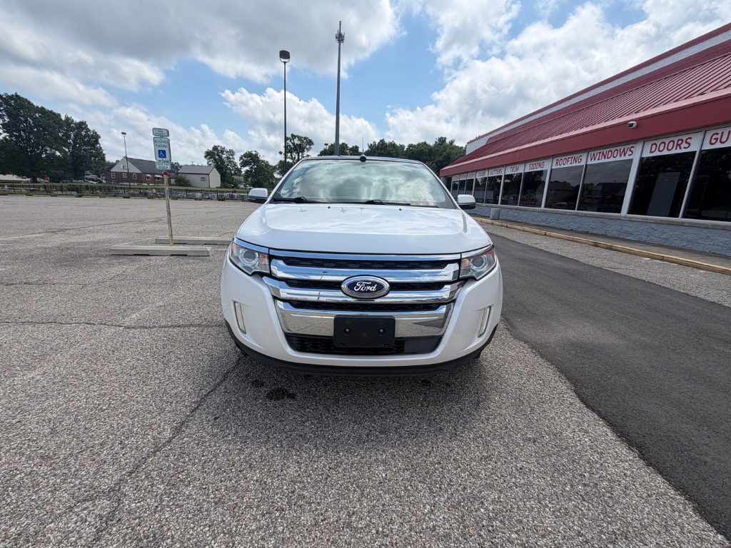2014 Ford Edge - $7,900