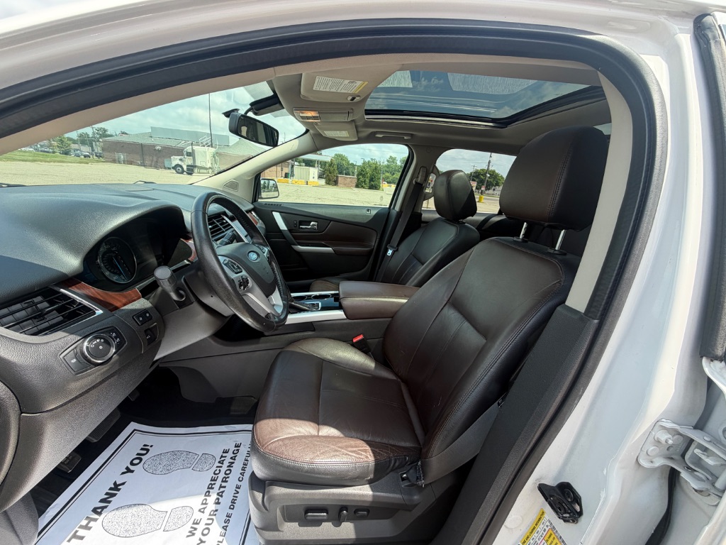 2014 Ford Edge - $7,900