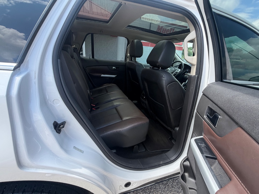 2014 Ford Edge - $7,900