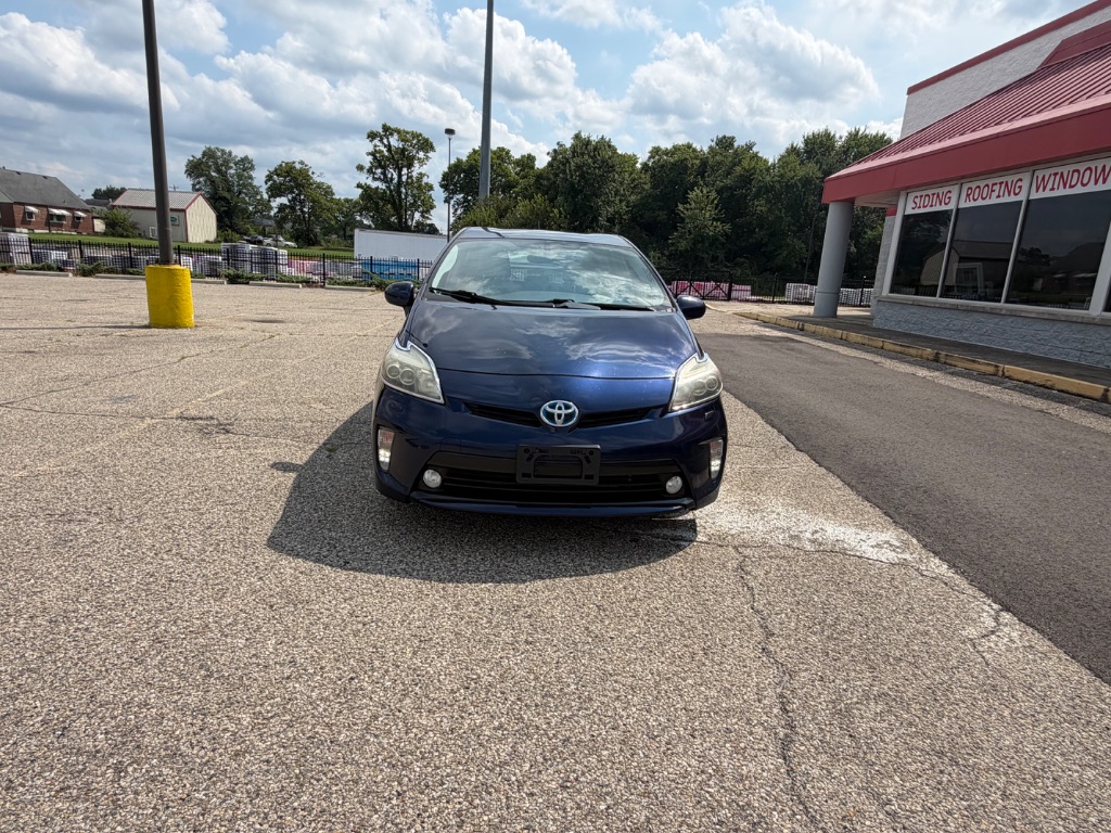 2012 Toyota Prius - $9,600