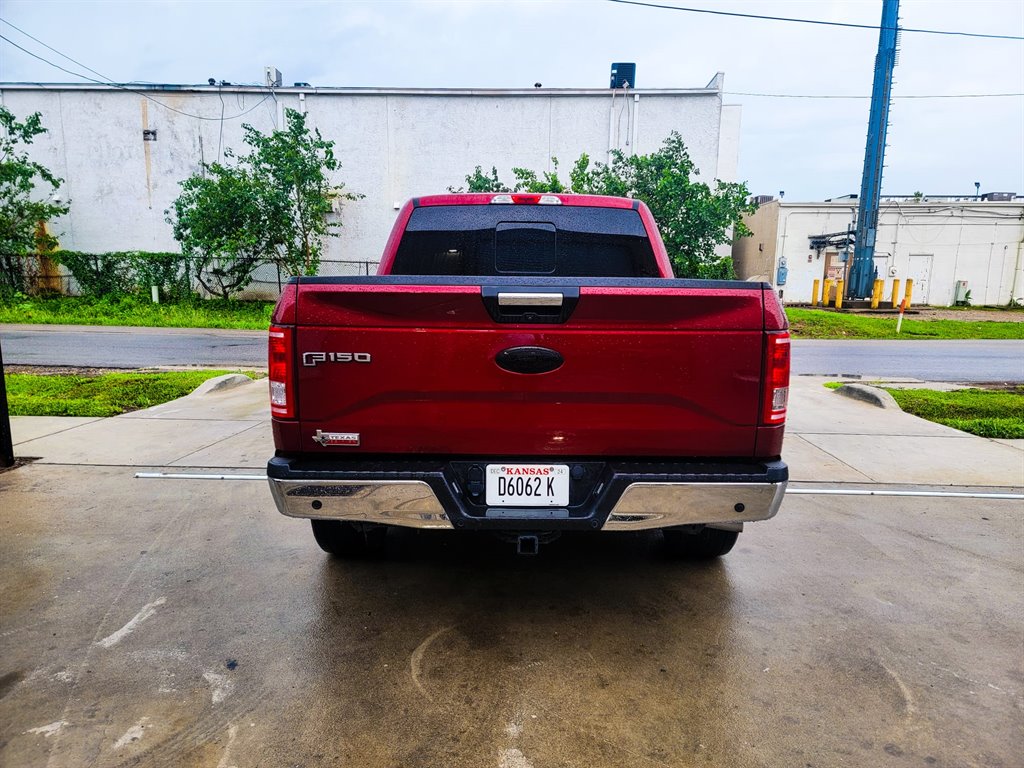2017 Ford F150 XLT photo