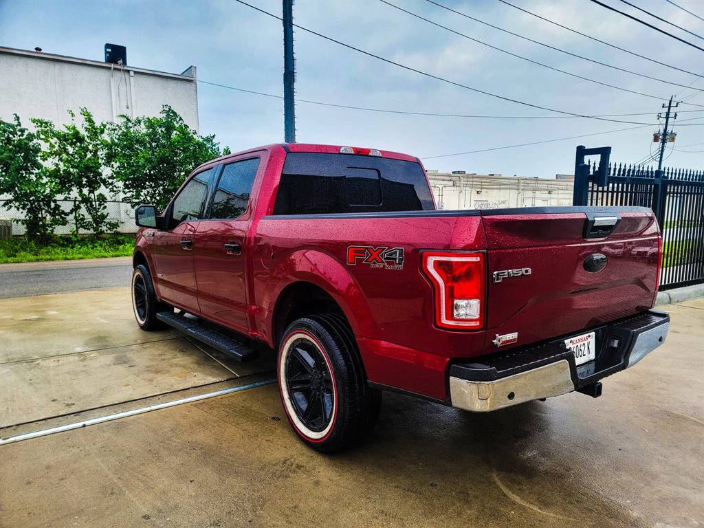 2017 Ford F150 XLT photo