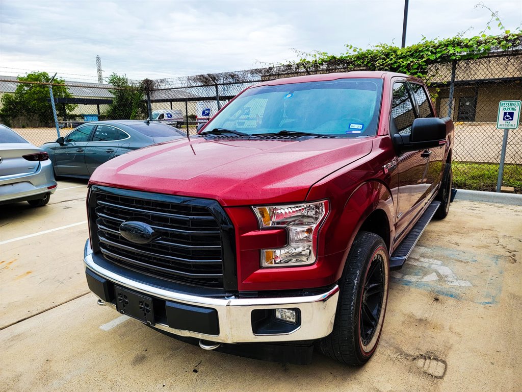 2017 Ford F150 XLT photo