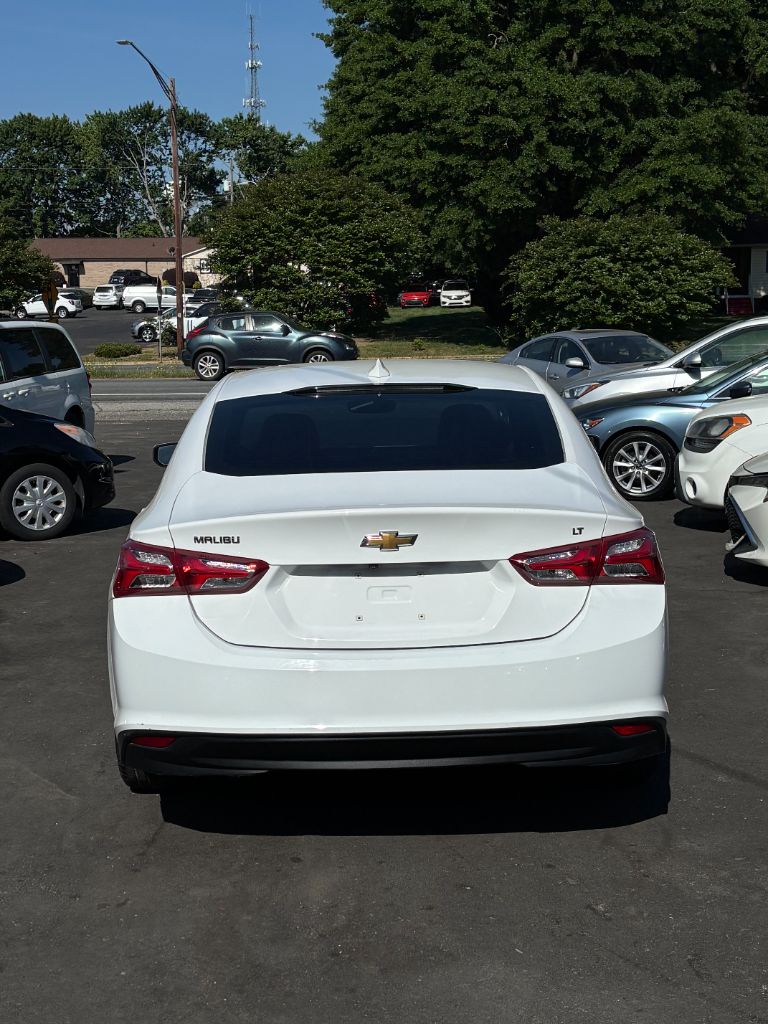 2019 Chevrolet Malibu LT photo