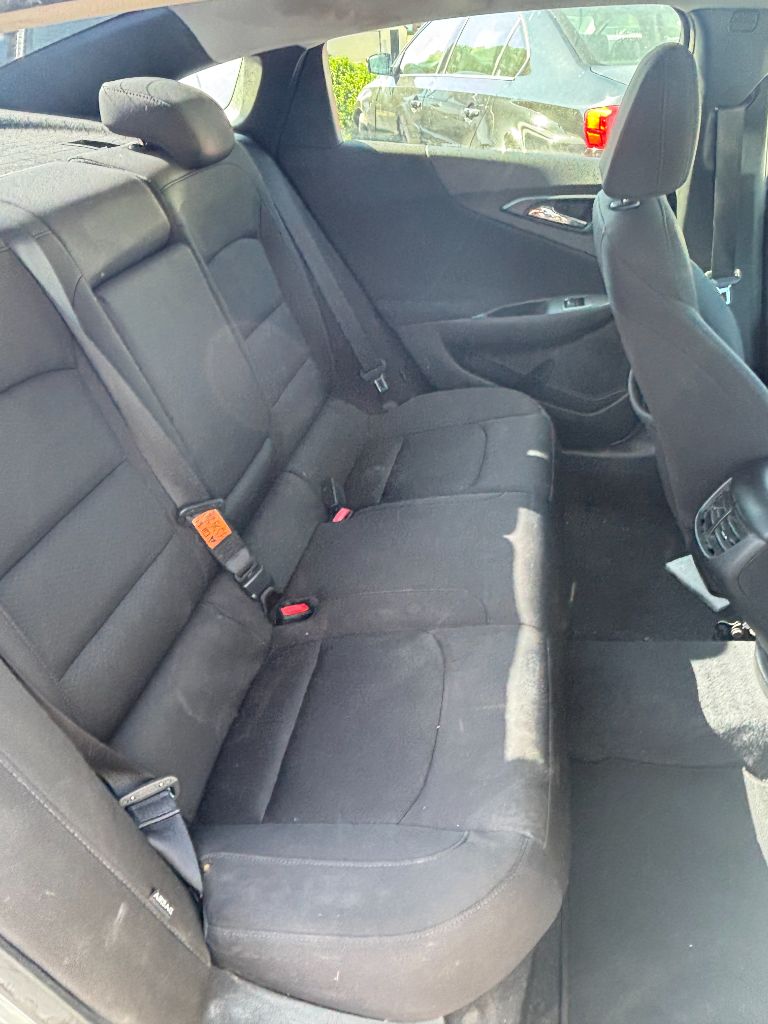 2019 Chevrolet Malibu LT photo