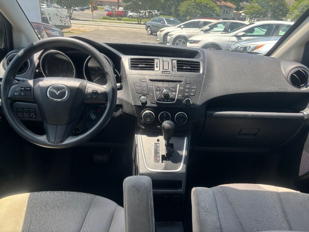 2012 Mazda Mazda5 Sport photo