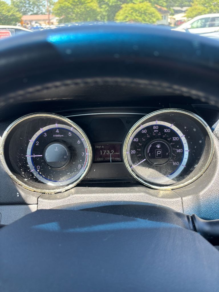 2011 Hyundai Sonata Limited photo