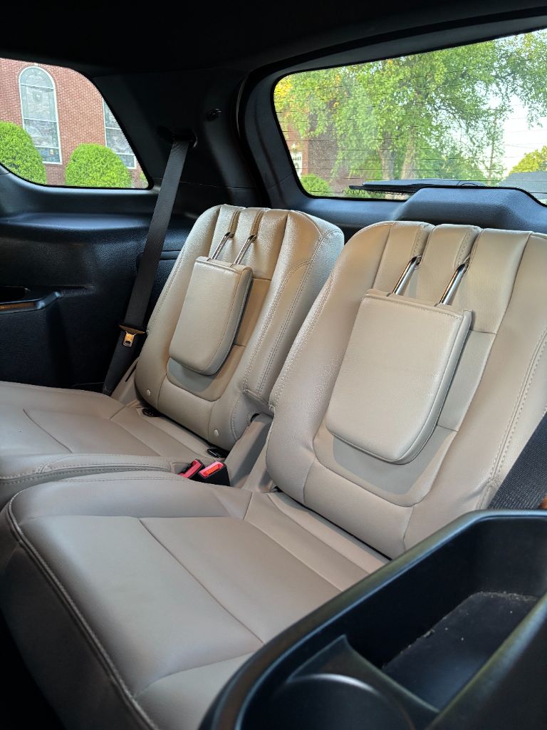 2019 Ford Explorer - $13,500
