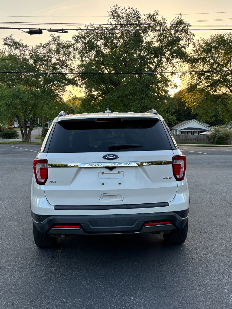 2019 Ford Explorer - $13,500