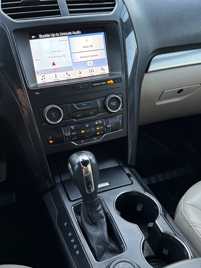 2019 Ford Explorer - $13,500