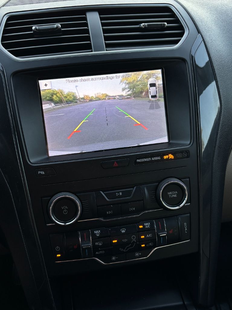 2019 Ford Explorer - $13,500