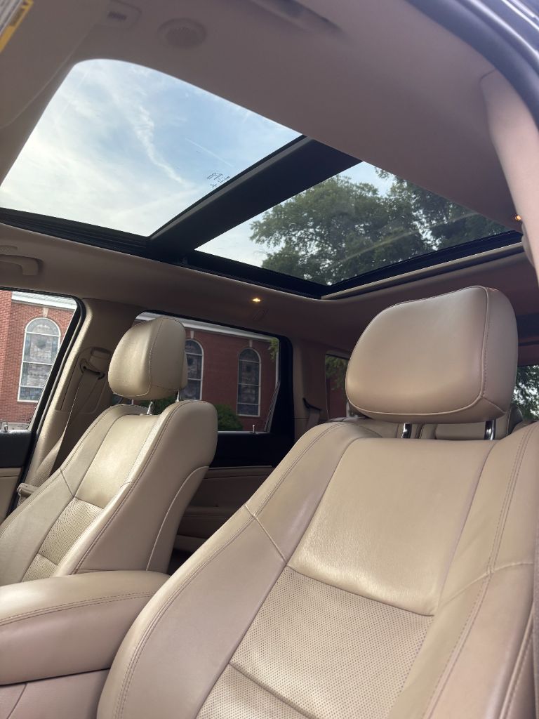 2021 Jeep Cherokee - $17,900