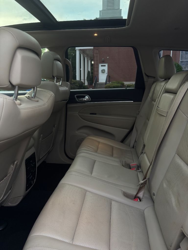 2021 Jeep Cherokee - $17,900