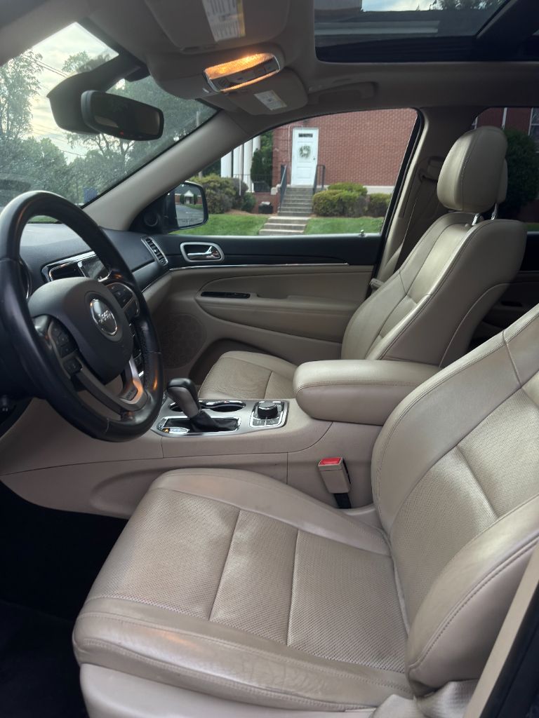 2021 Jeep Cherokee - $17,900