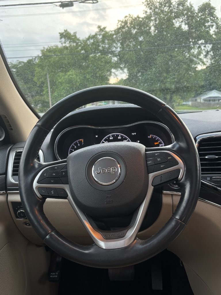 2021 Jeep Cherokee - $17,900