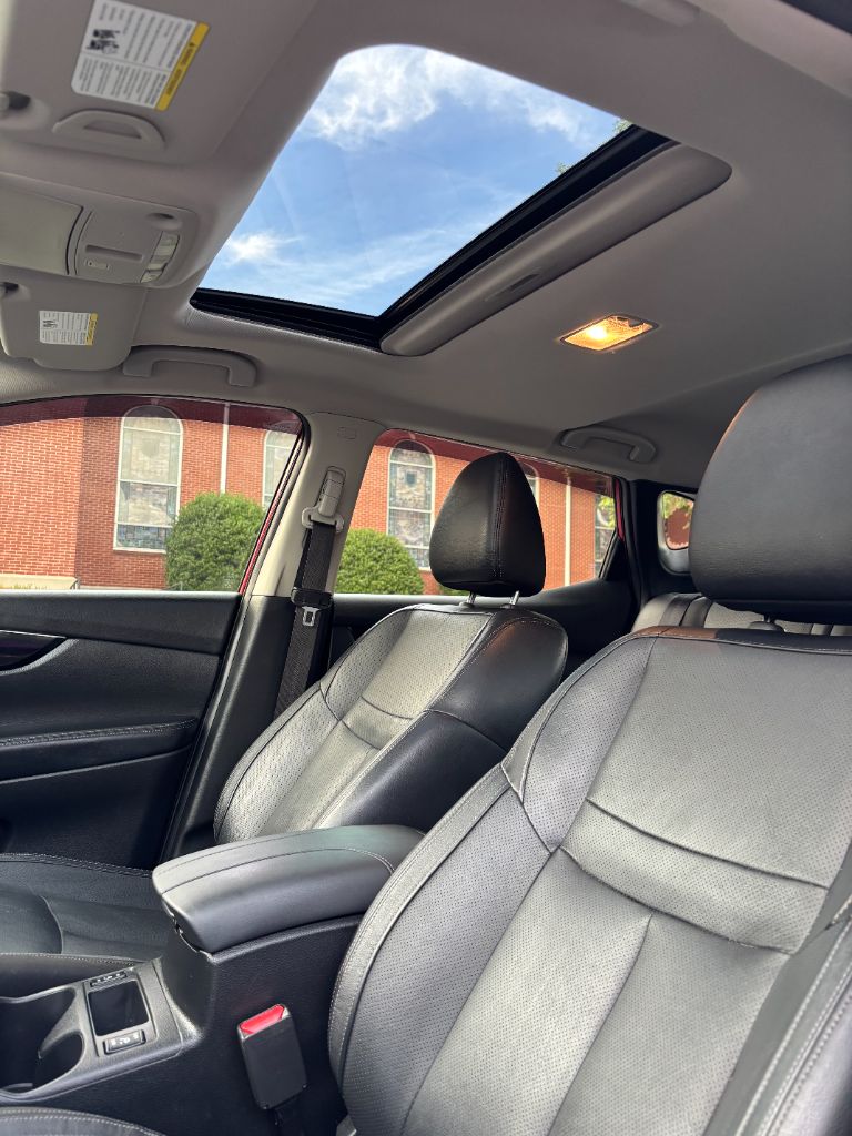 2019 Nissan Rogue - $14,900