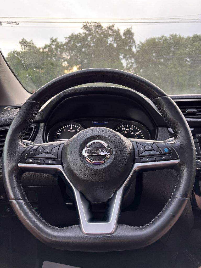 2019 Nissan Rogue - $14,900