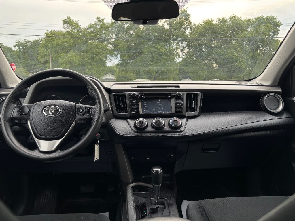 2018 Toyota RAV4 - $17,900