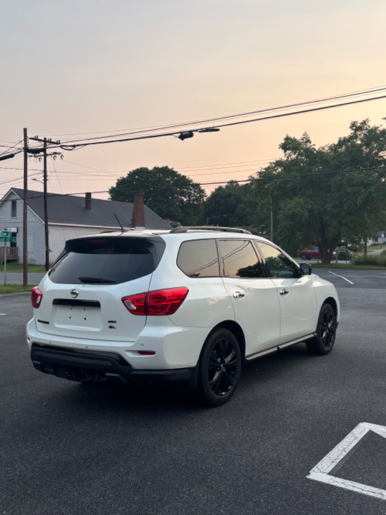 2018 Nissan Pathfinder - $13,100