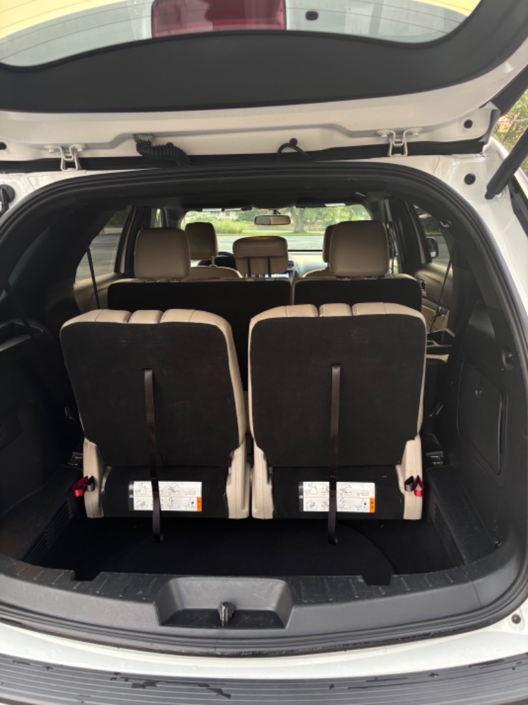 2019 Ford Explorer - $14,400