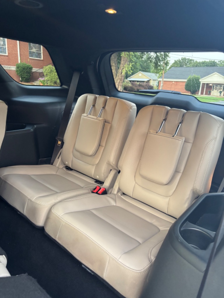 2019 Ford Explorer - $14,400