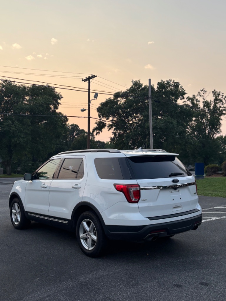 2019 Ford Explorer - $14,400