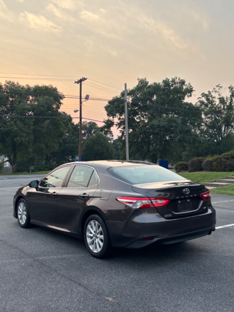 2018 Toyota Camry - $16,100