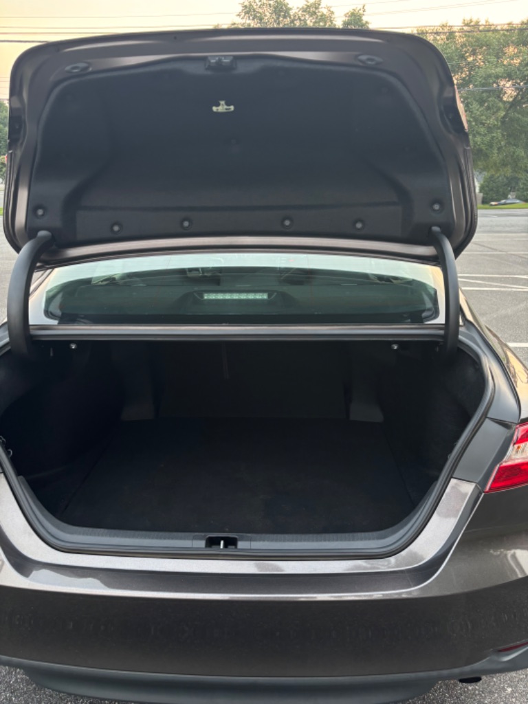 2018 Toyota Camry - $16,100