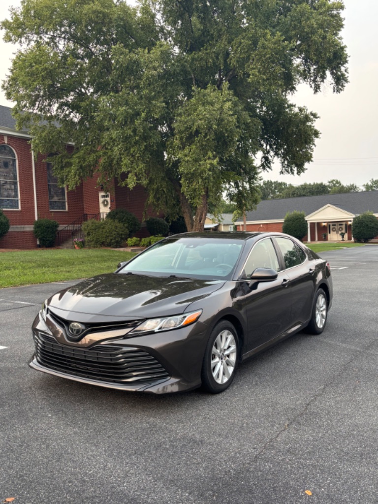 2018 Toyota Camry - $16,100