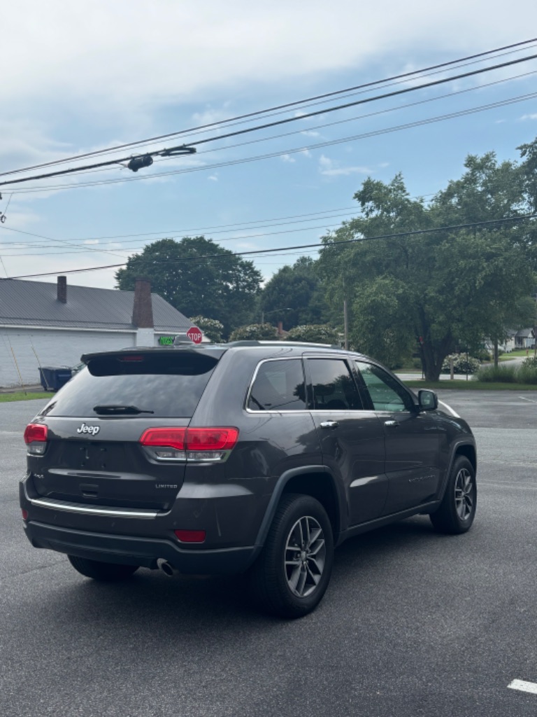 2018 Jeep Cherokee - $14,500