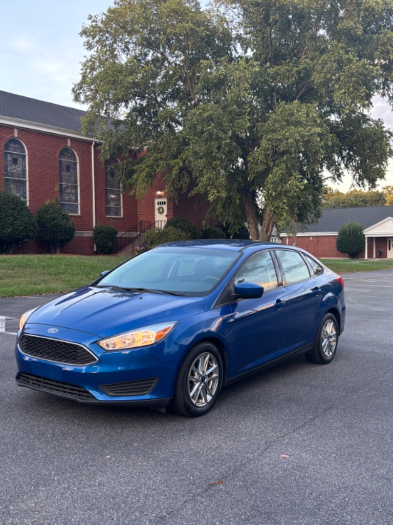  2018 Ford Focus Sedan Front-Wheel Drive Automatic