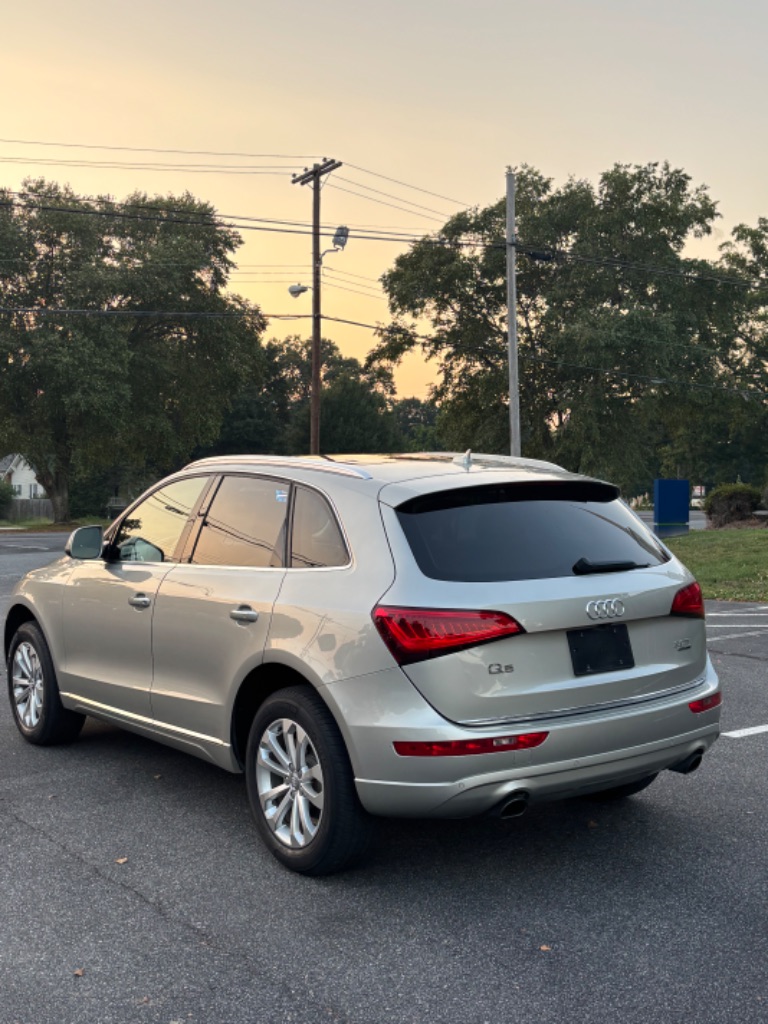 2016 Audi Q5 - $11,200